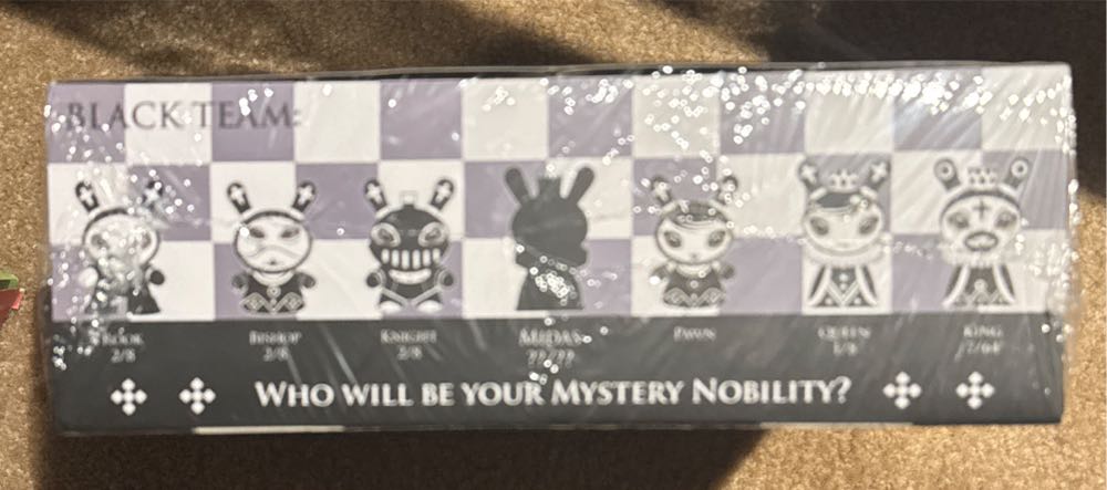 Kidrobot X Otto Bjornik Shah Mat Sealed Case  vinyl figure collectible [Barcode 883975142810] - Main Image 2