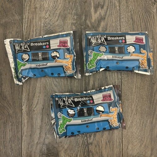 Batman Chibi Logo Yume Dc Plush Chibi 8” Plush Logo Edition Edition Summer Convention 80 Years Batman 18cm Yume 10” Dznr Logos Batman Dznr Batman 80th Anniversary Collector Plush 7 Inch 7” Jim Lee