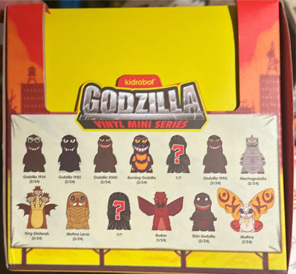 Godzilla ( Kidrobot / 1954 ) - Godzilla vinyl figure collectible [Barcode 883975157500] - Main Image 2