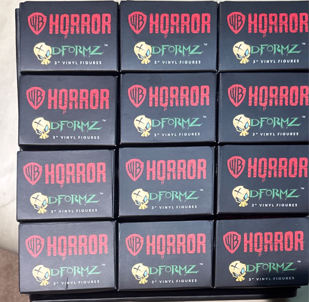 WB Horror X DFORMZ Mini Series 1  vinyl figure collectible [Barcode 699788838099] - Main Image 2
