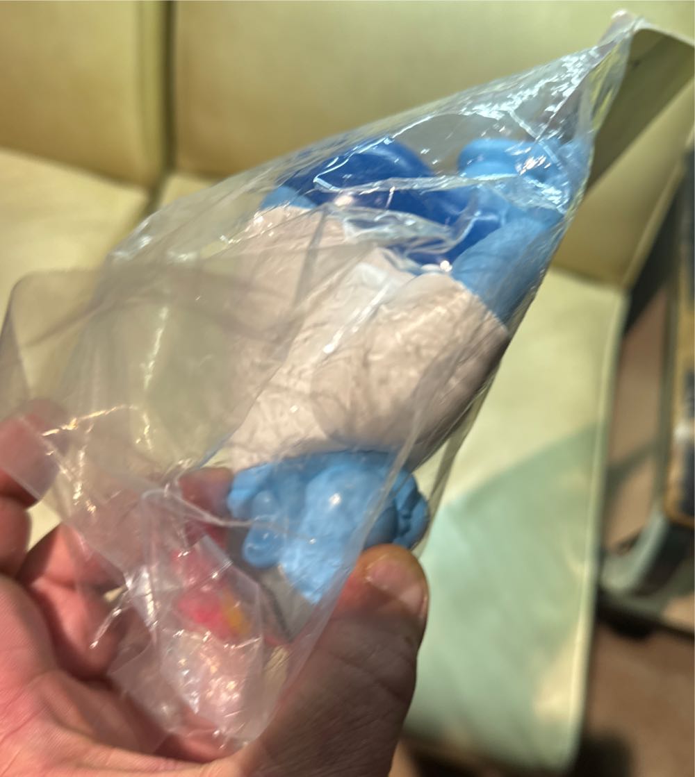 Unbox Industries X Jim Dreams Chuck Sleepy Chuck  vinyl figure collectible - Main Image 3