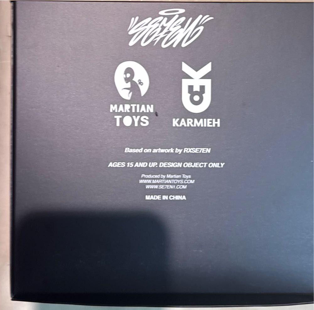 Martian Toys X Karmieh Slave To The Siren  vinyl figure collectible - Main Image 3