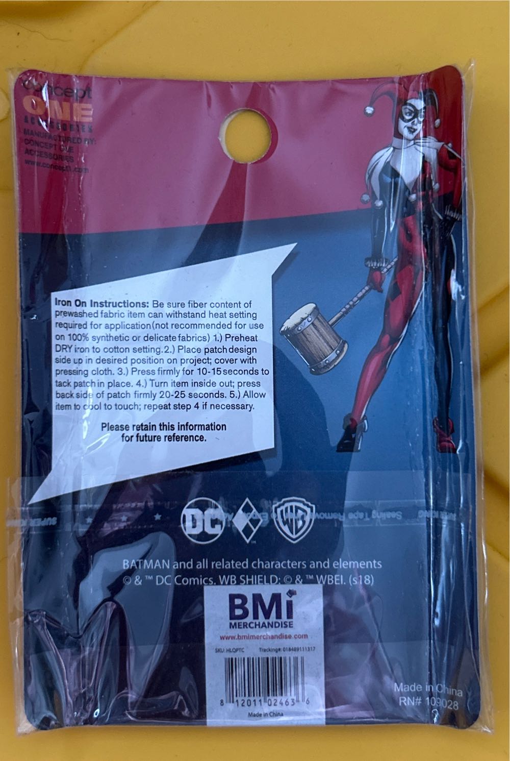 #000 BMi: Patch: DC: Harley Quinn - DC Comics vinyl figure collectible [Barcode 812011024636] - Main Image 2