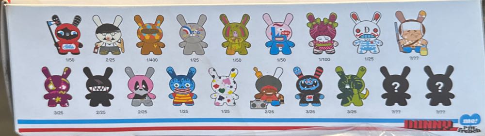 Kidrobot ❤️ Me! I’m French Dunny Series 2008  vinyl figure collectible [Barcode 894292009656] - Main Image 2