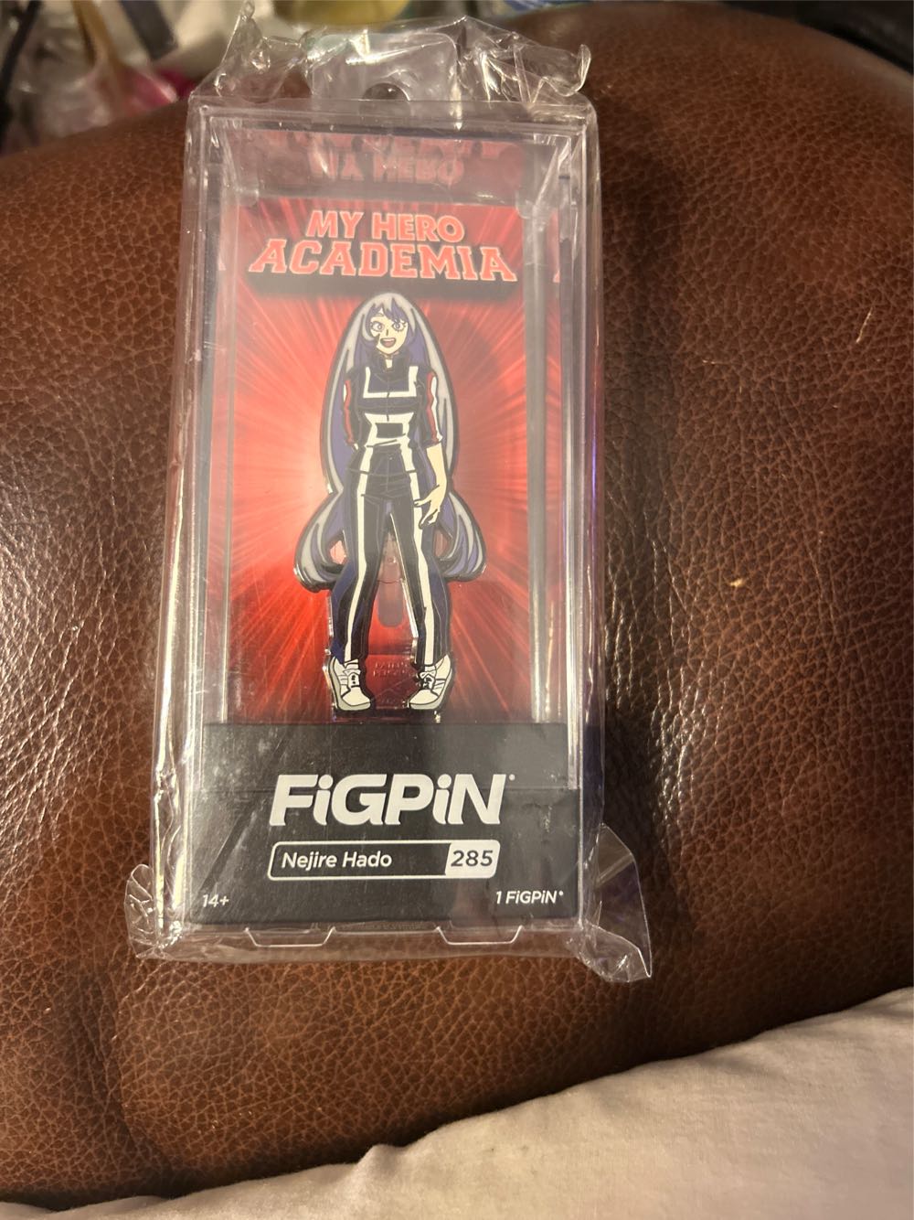 Enesco Disney Showcase The Little Mermaid Ariel Crashing Waves Lit Figurine 9 Inch Multicolor