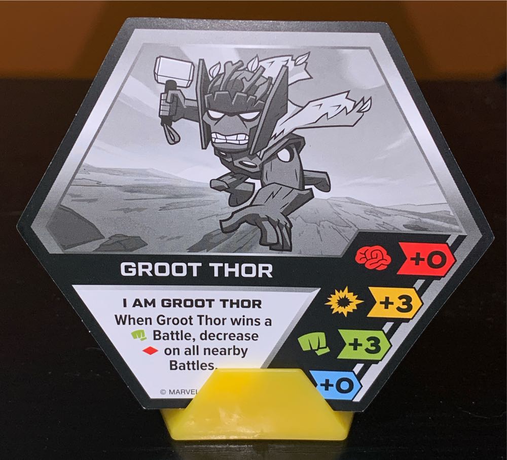 #08/30: Groot Thor  vinyl figure collectible - Main Image 3