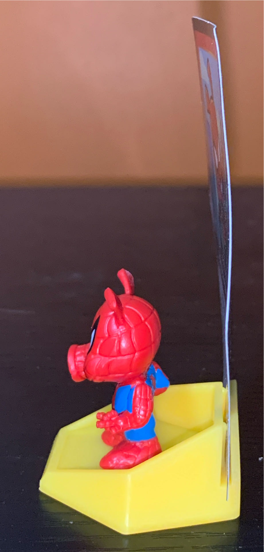 #14/30: Spider Ham  vinyl figure collectible - Main Image 2