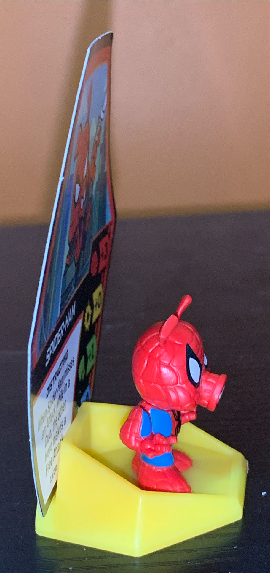 #14/30: Spider Ham  vinyl figure collectible - Main Image 4