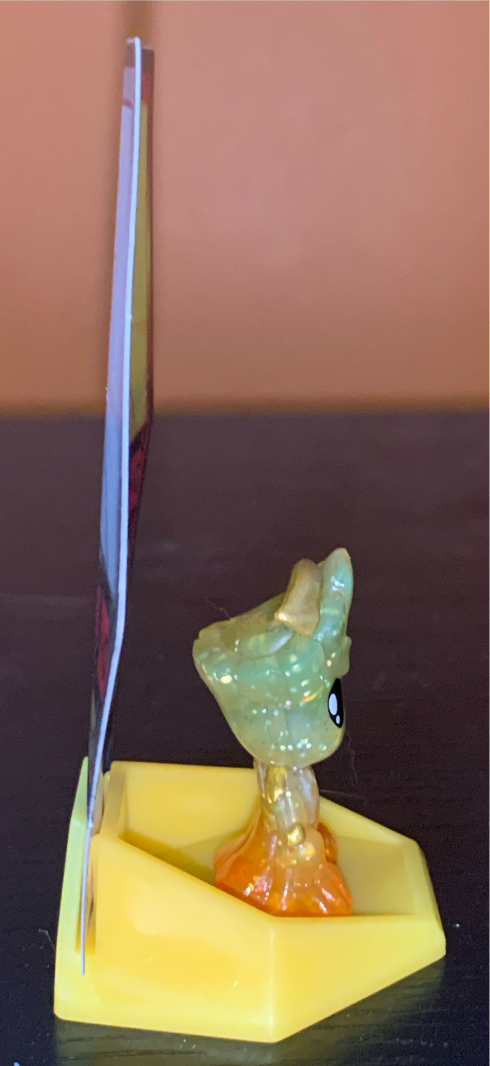 #26/30: Groot (Twilight)  vinyl figure collectible - Main Image 4