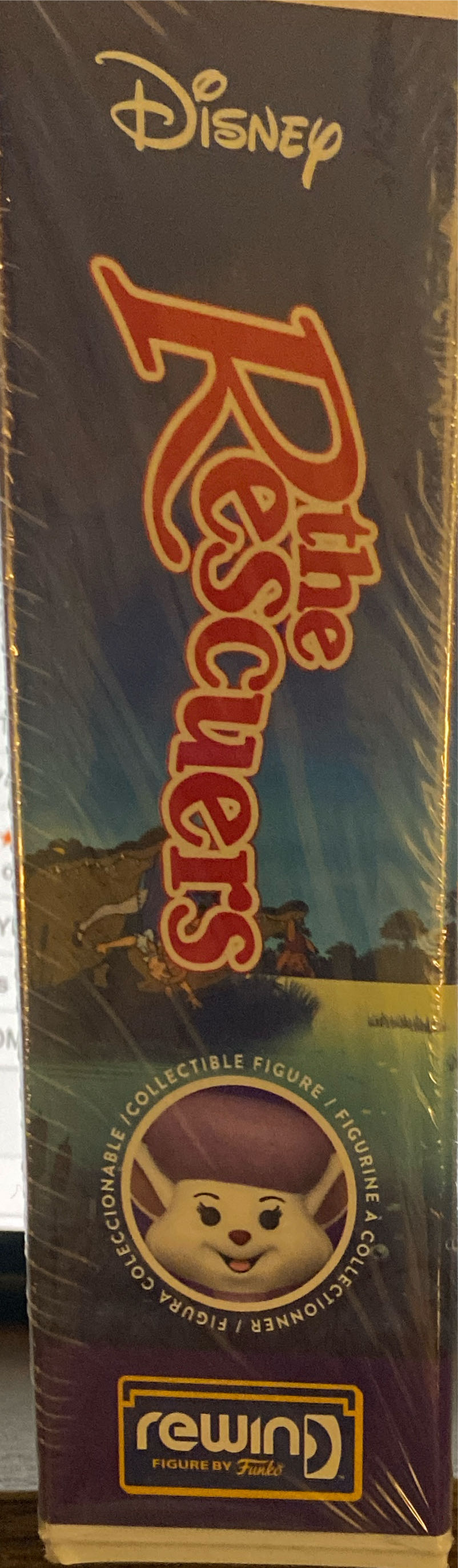 Bianca from The Rescuers  With Chase Styles May Vary  vinyl figure collectible [Barcode 889698761130] - Main Image 3