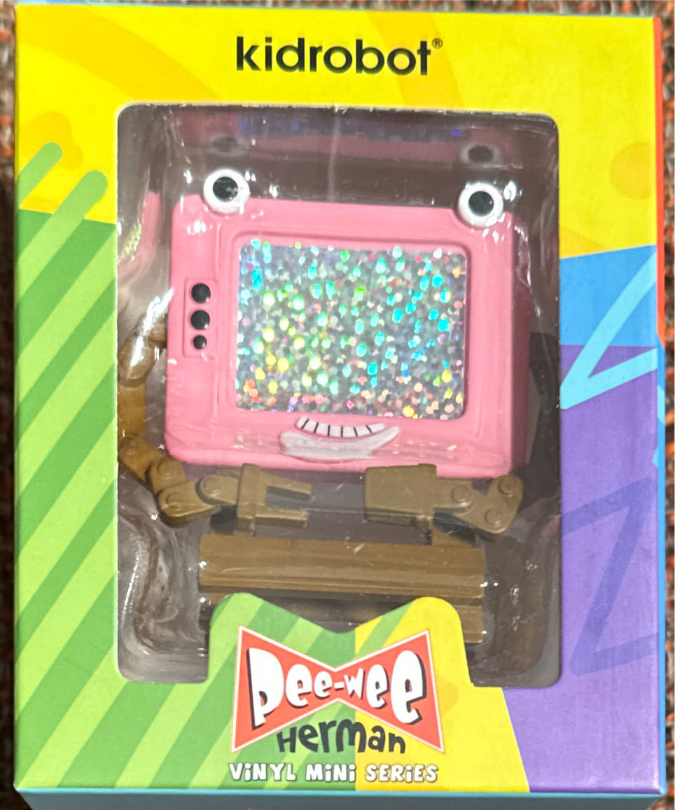 Kidrobot X Pee-Wee Herman Vinyl Mini Figure Magic Screen  vinyl figure collectible [Barcode 883975184773] - Main Image 2