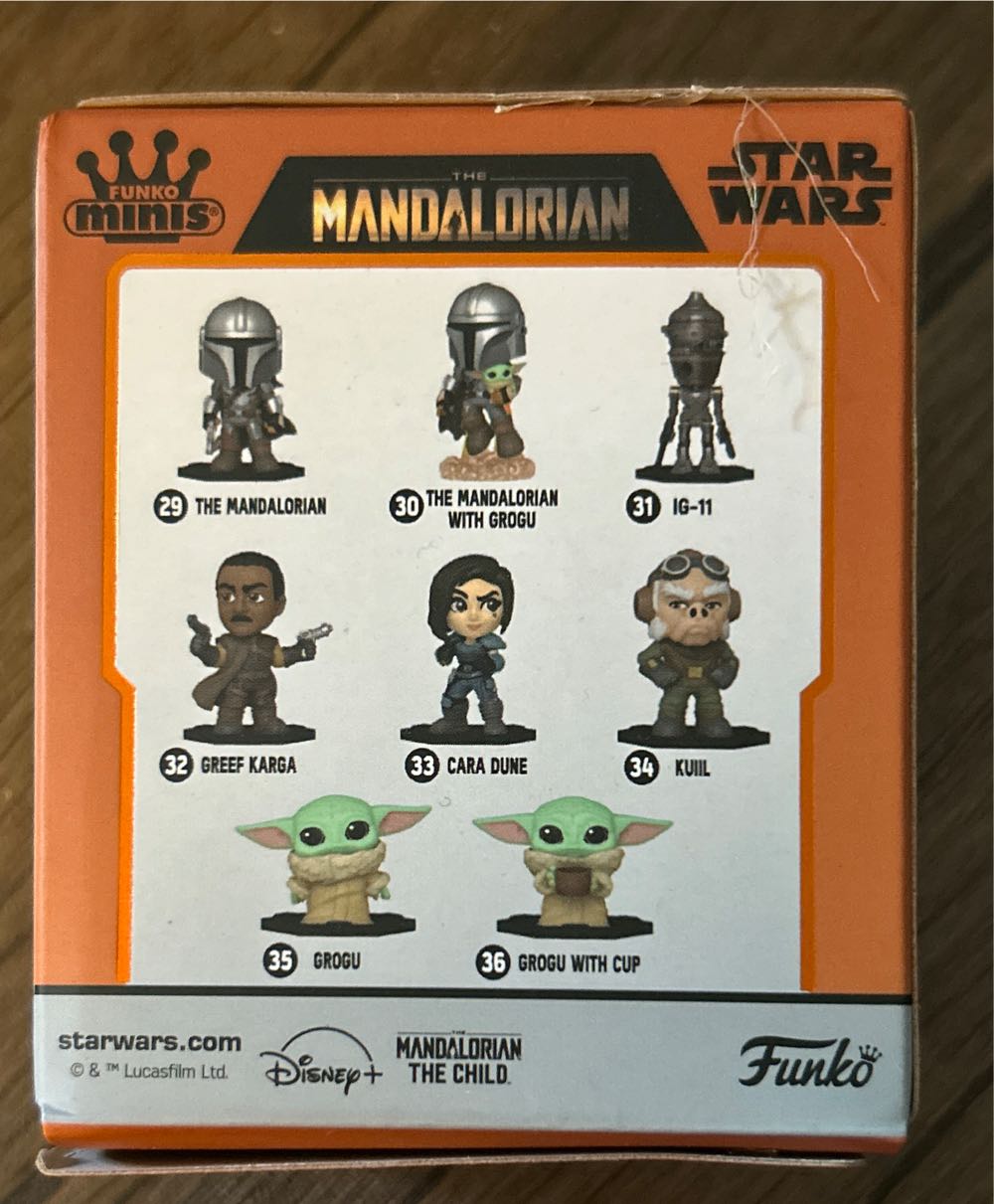 #30 Funko Minis: Star Wars: The Mandalorian: The Mandalorian With Grogu - Star Wars: The Mandalorian vinyl figure collectible [Barcode 889698570640] - Main Image 3