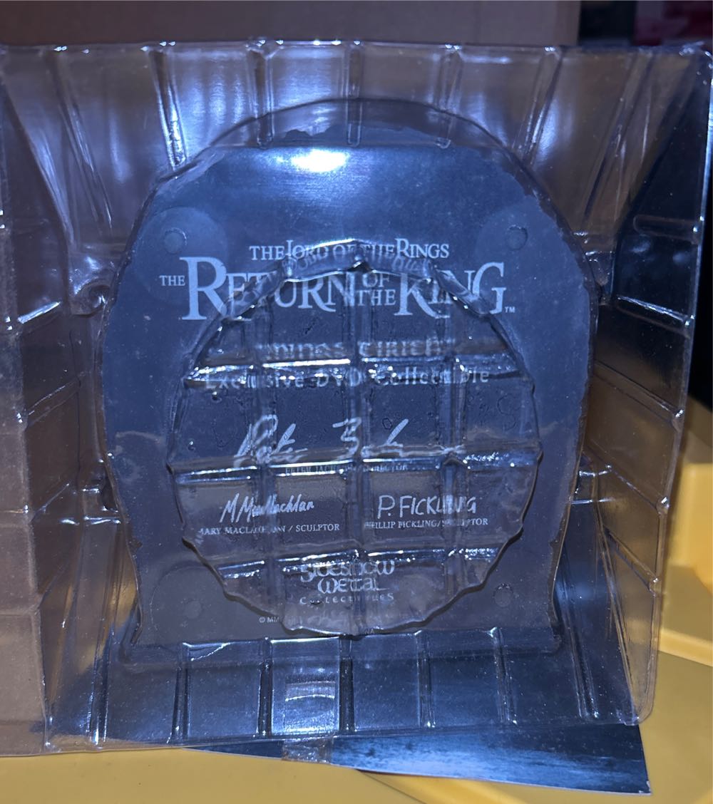 Weta Workshop: The Lord Of The Rings: The Return Of The King: Minas Tirith Figurine - The Lord of the Rings vinyl figure collectible - Main Image 2