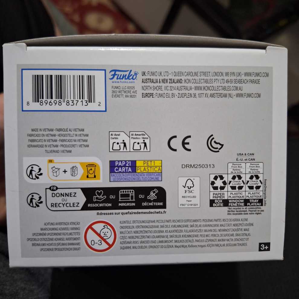 DB -1926- Krillin  vinyl figure collectible [Barcode 889698837132] - Main Image 4