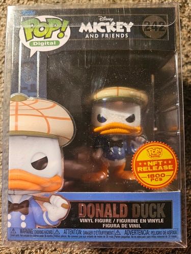 Superplastic X Gorillaz Song Machine Russel Hobbs 9”