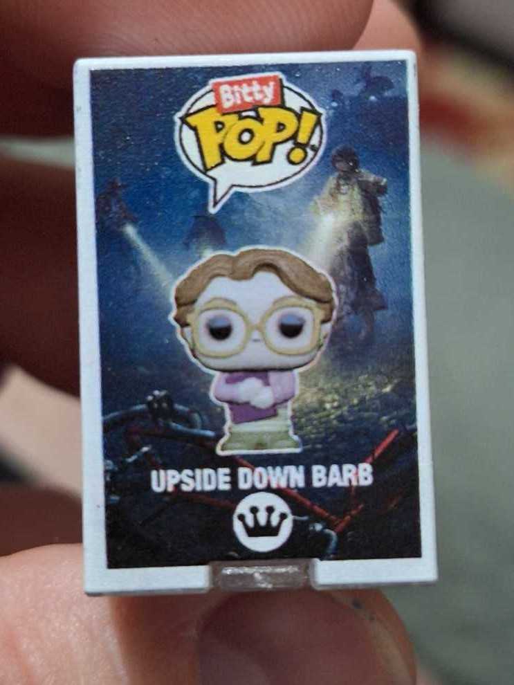 Stranger Things: Upside Down Barb - Stranger Things vinyl figure collectible - Main Image 3