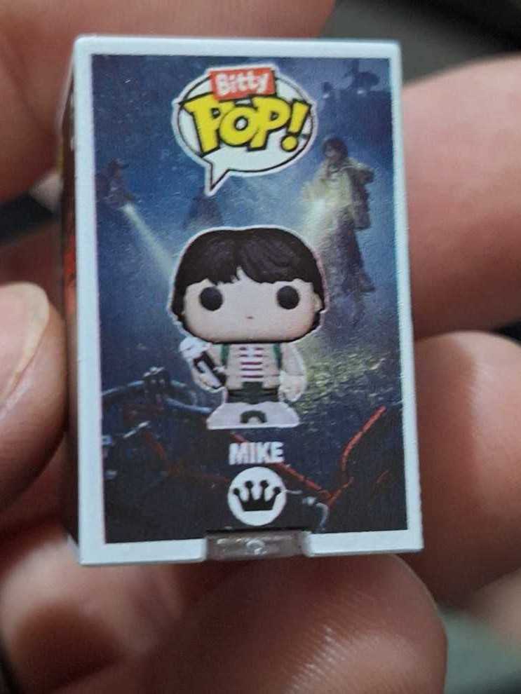 Stranger Things: Mike - Stranger Things vinyl figure collectible - Main Image 3