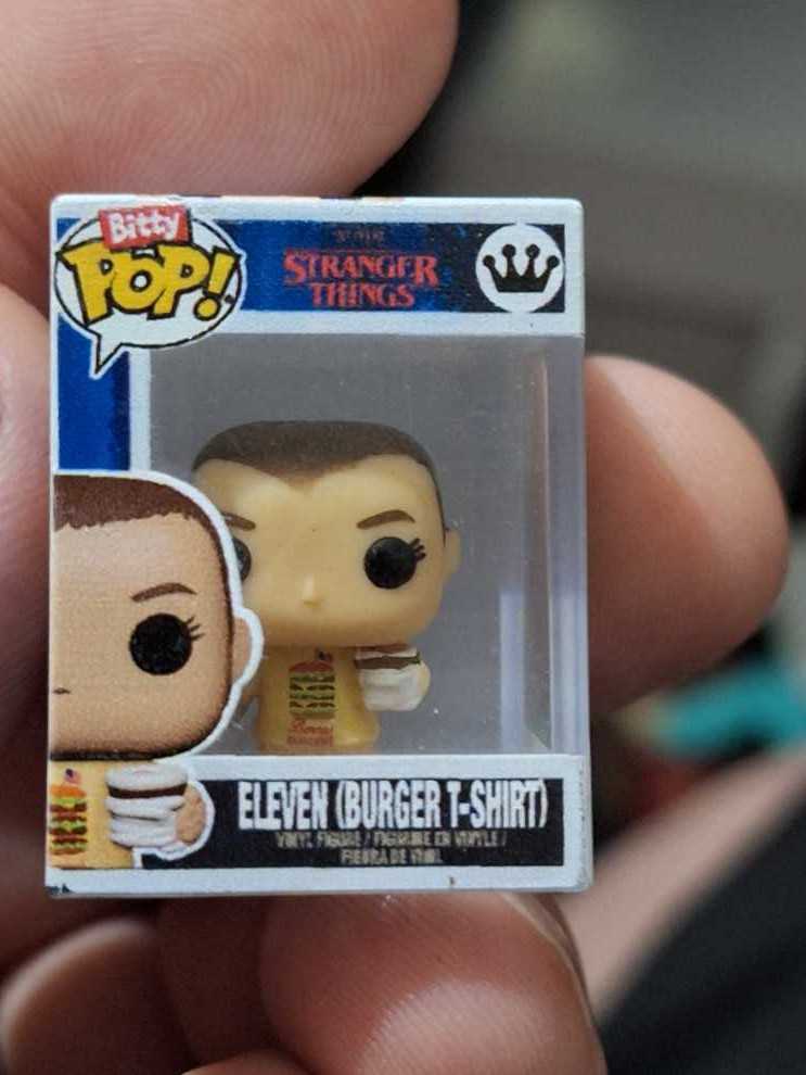 Enesco Disney Traditions By Jim Shore Winnie The Pooh Mount Sanders Carved By Heart Figurine 7.48 Inch Multicolor