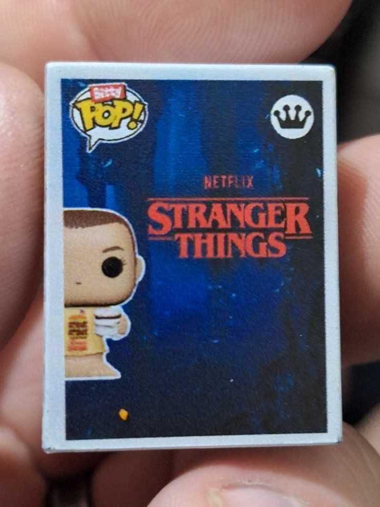 Stranger Things: Eleven In Burger T-Shirt - Stranger Things vinyl figure collectible - Main Image 2