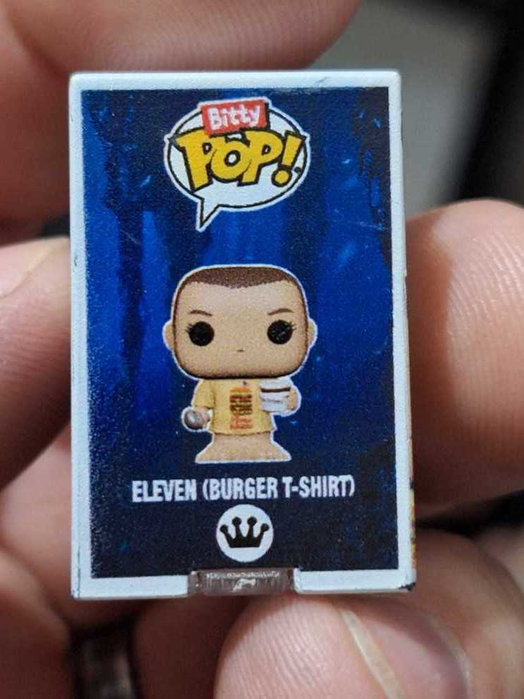 Stranger Things: Eleven In Burger T-Shirt - Stranger Things vinyl figure collectible - Main Image 3