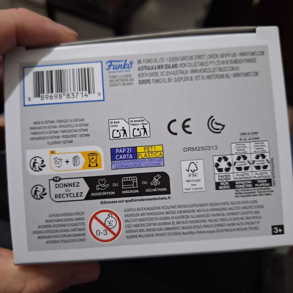 Dragonball: Oolong  vinyl figure collectible [Barcode 889698837149] - Main Image 4