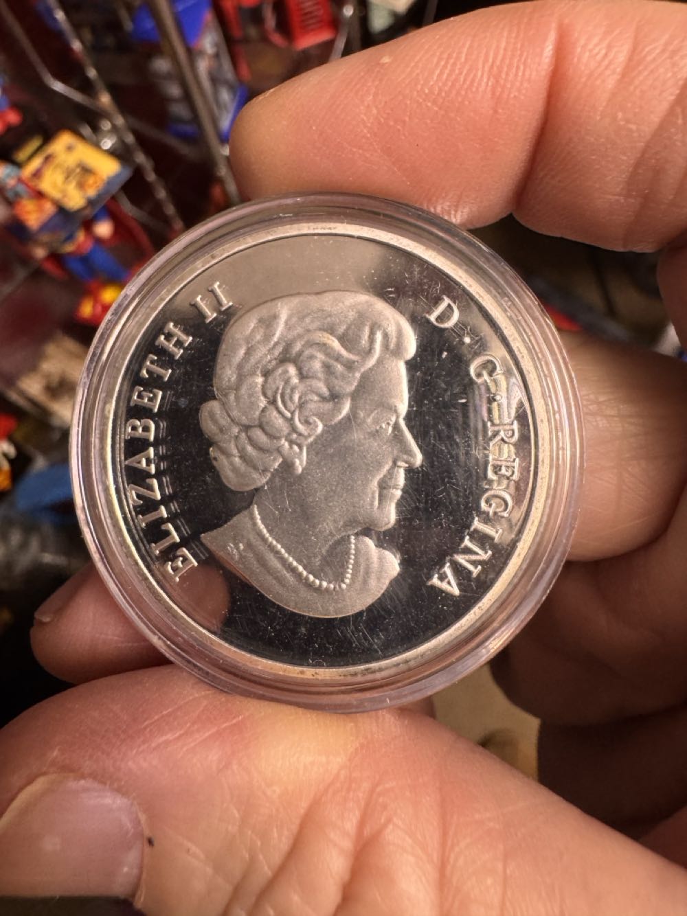 Canadian Superman, 50cent silver coin with color embossed Superman  vinyl figure collectible - Main Image 2