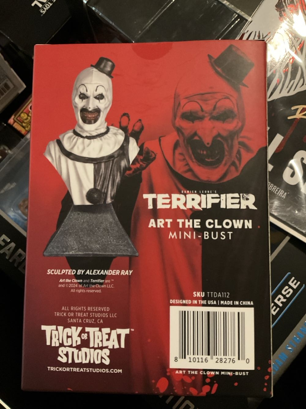 Art-Terrifier Art The Clown Mini Bust Statue Trick Or Treat Studios 5”  vinyl figure collectible [Barcode 810116282760] - Main Image 3