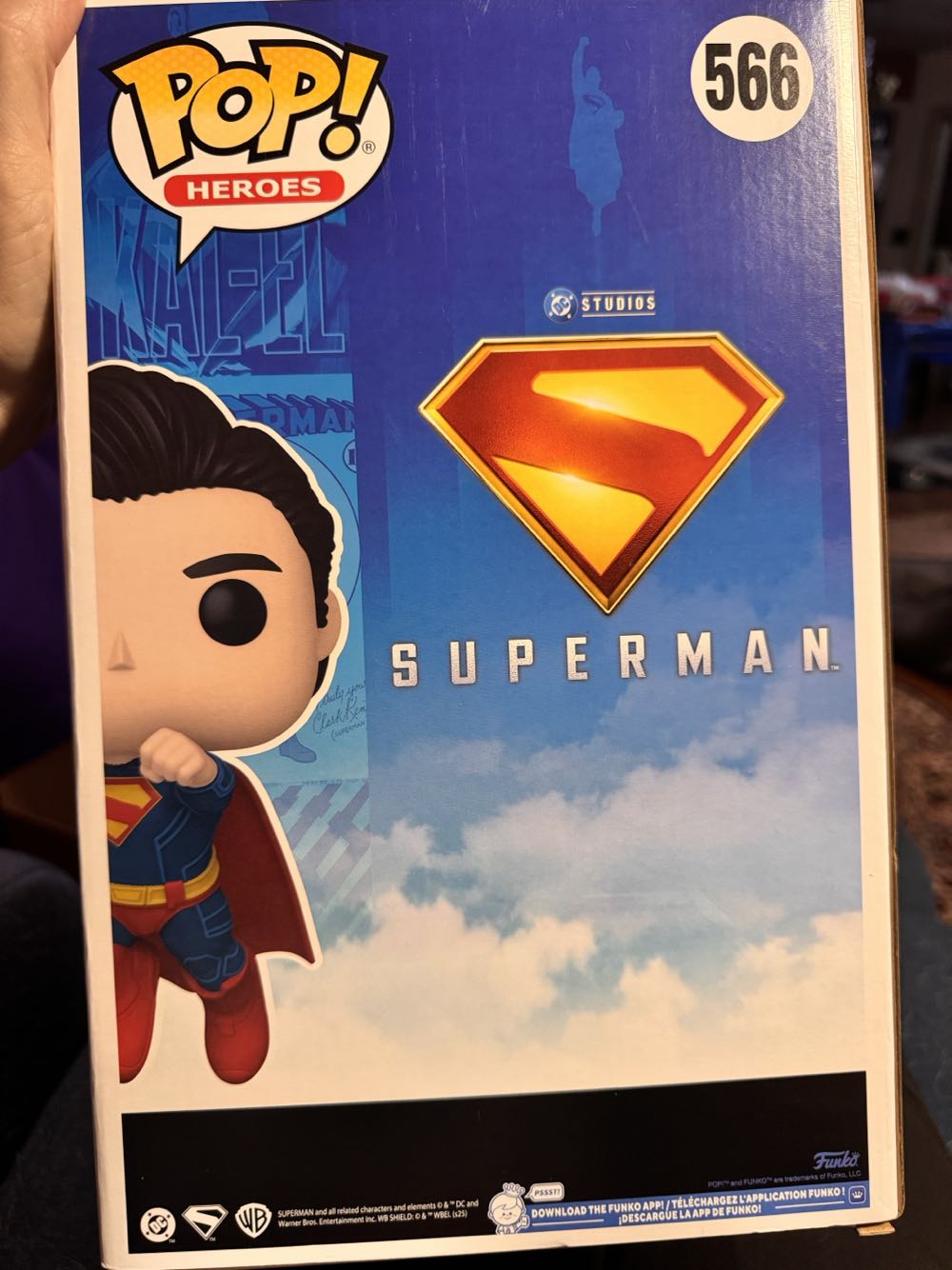 Superman (Movie 2025) 10” Funko Pop #566  vinyl figure collectible [Barcode 889698856461] - Main Image 3