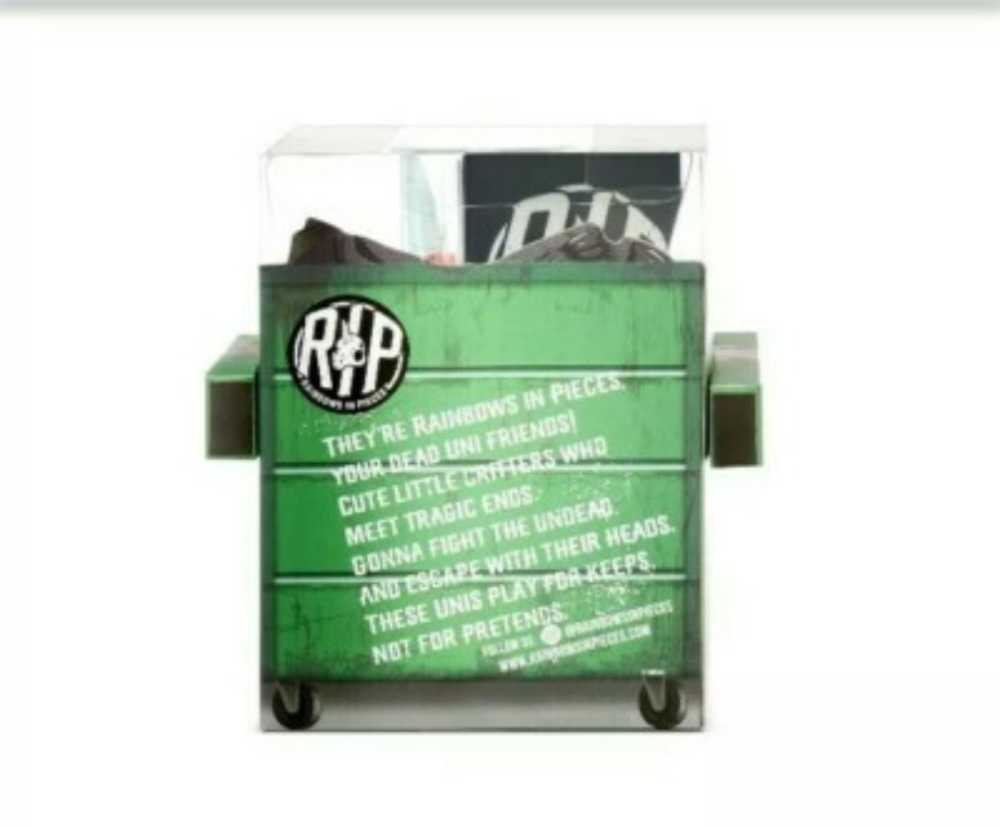 Marlin Monroe’d Kill  vinyl figure collectible [Barcode 035051565314] - Main Image 2