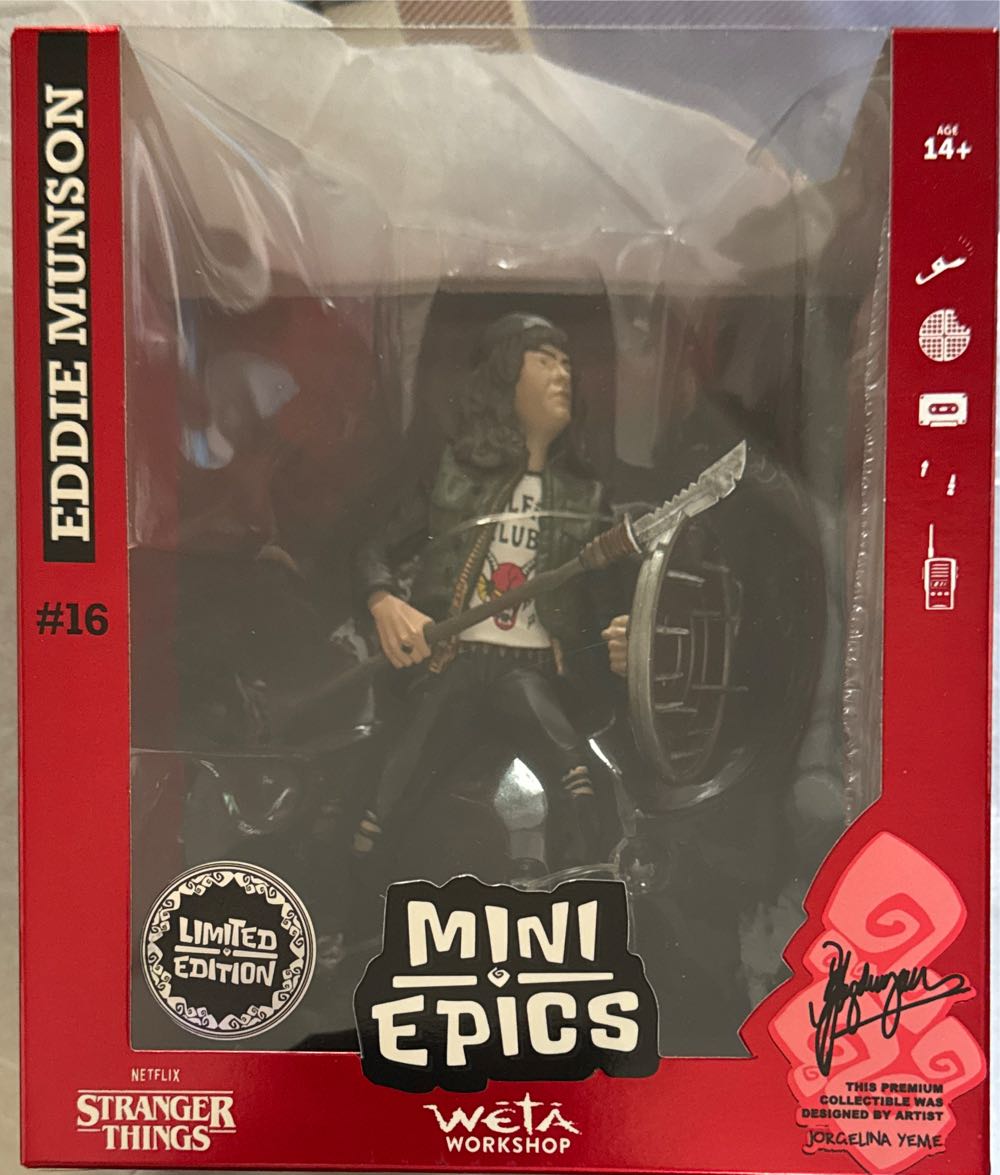 Toy Freddy (Arcade Display)