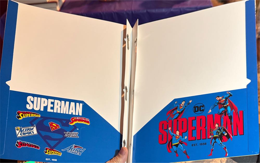 Superman Portfolio Folder 2025  vinyl figure collectible - Main Image 3