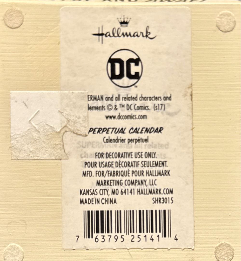 Hallmark Superman Daily Planet Perpetual Calendar  vinyl figure collectible [Barcode 763795251414] - Main Image 2