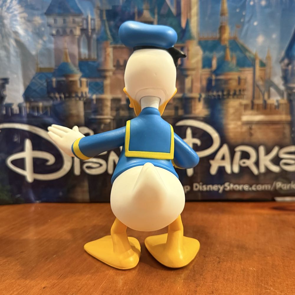 Disney: DONALD DUCK ARTICULATED FIGURE  vinyl figure collectible [Barcode 400988268827] - Main Image 3
