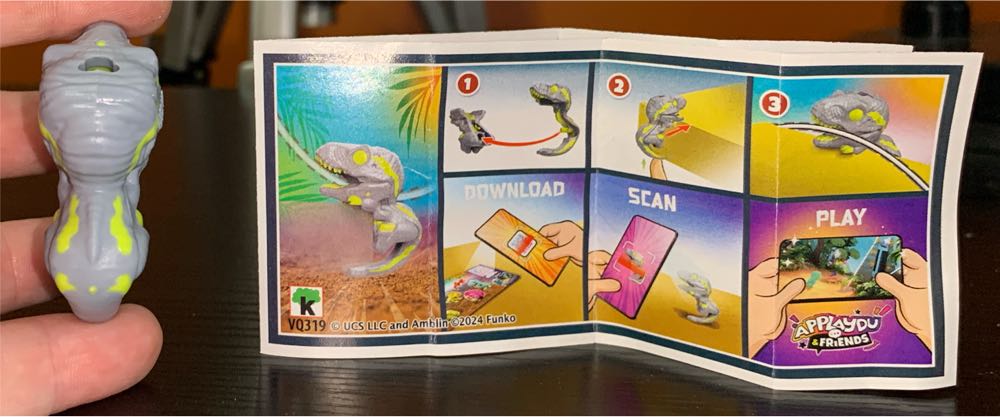 Scorpios Rex (Desk Cable Holder) - Jurassic World vinyl figure collectible - Main Image 3