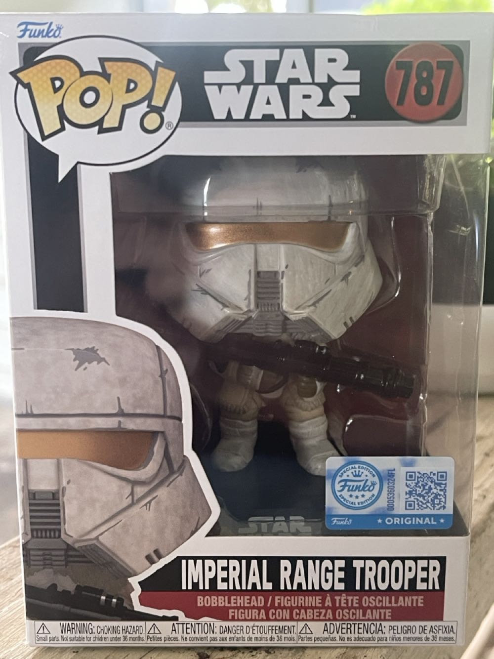 Enesco Disney Showcase The Little Mermaid Ariel Crashing Waves Lit Figurine 9 Inch Multicolor