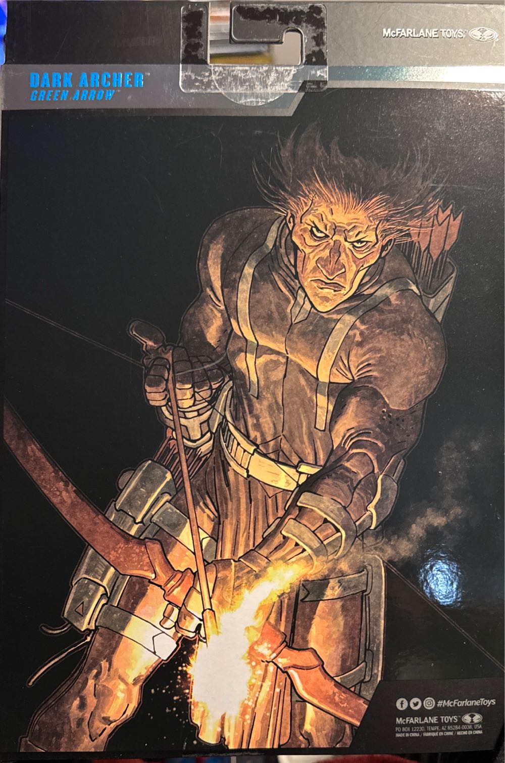 Mcfarlane Dc Multiverse Collector Edition Dark Archer Platinum Edition Chase Green Arrow Platinum Hand - DC Universe vinyl figure collectible [Barcode 787926174939] - Main Image 3