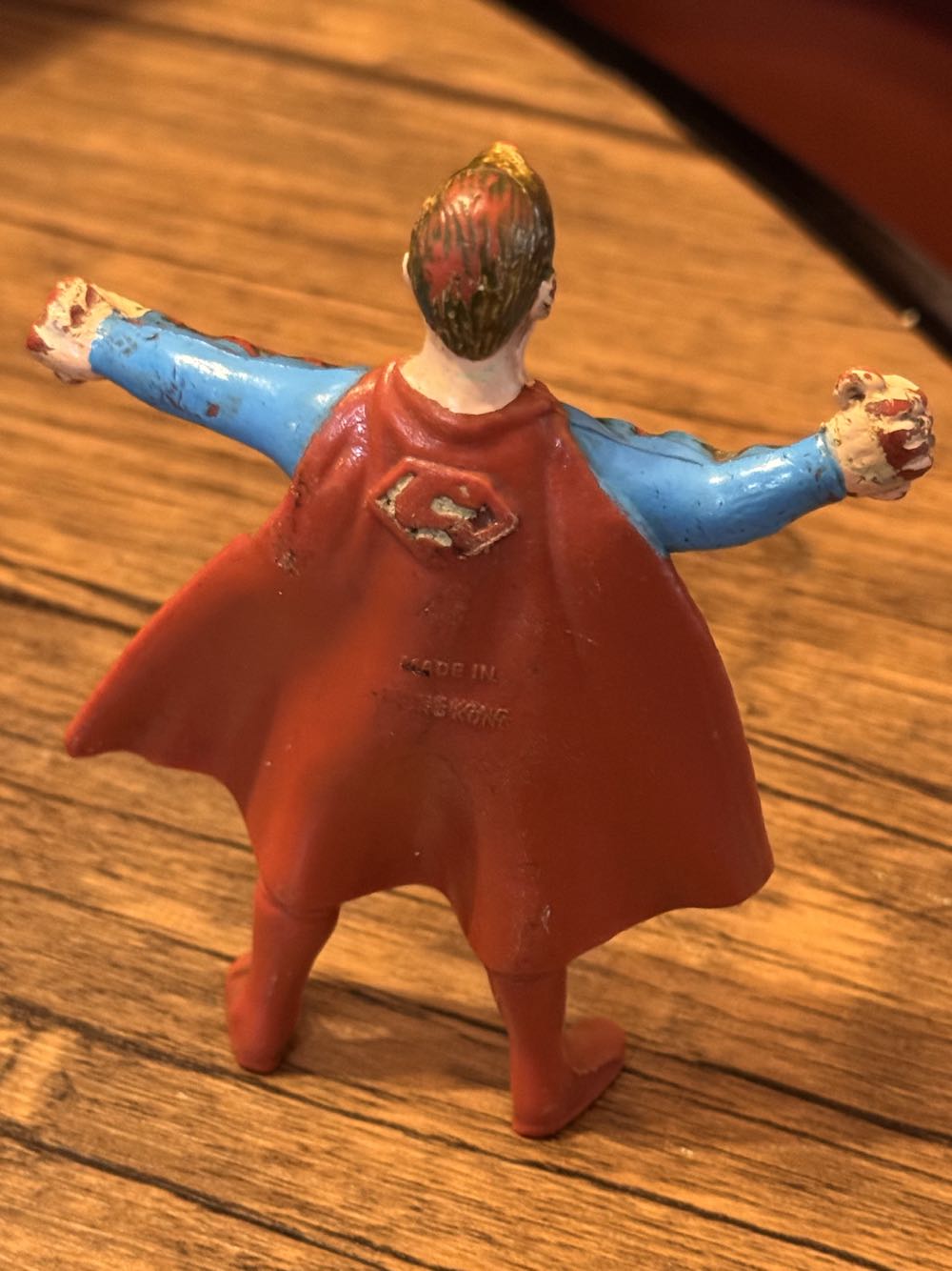 Superman Figure Breaking Chain By Chemtoy  vinyl figure collectible - Main Image 3