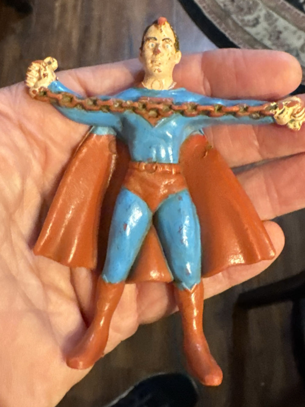 Superman Figure Breaking Chain By Chemtoy  vinyl figure collectible - Main Image 4