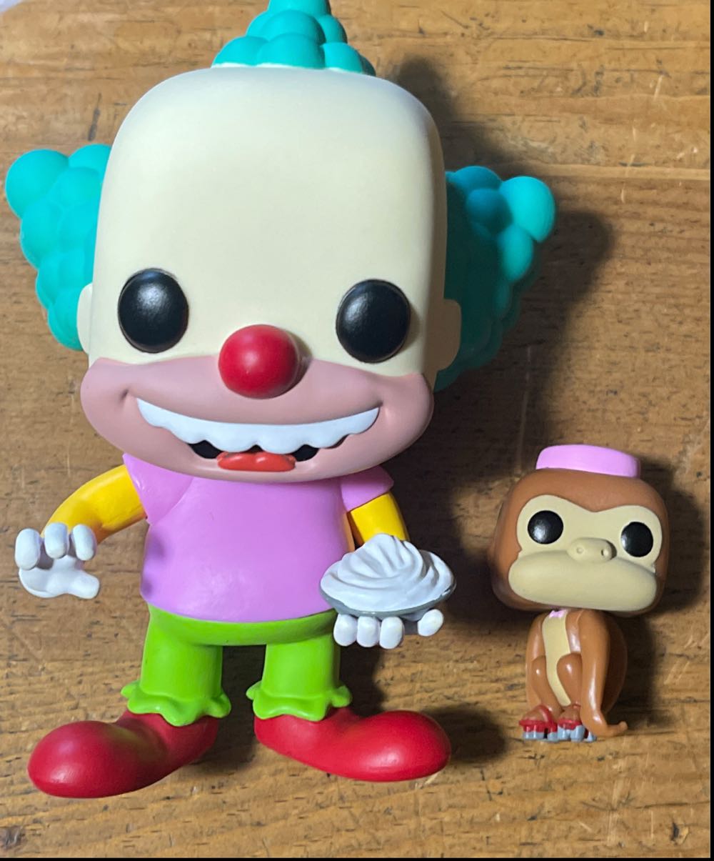 Krusty w/ Mr. Teeny - The Simpsons vinyl figure collectible [Barcode 889698864107] - Main Image 2