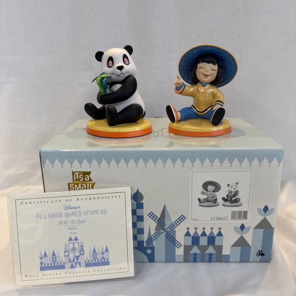 Ni Hau (China)  - Disney vinyl figure collectible - Main Image 2