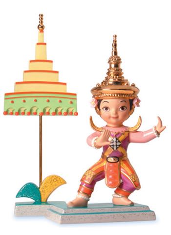 Enesco Disney Showcase Botanical Tinker Bell In Pansies Figurine 8.11 Inch Multicolor