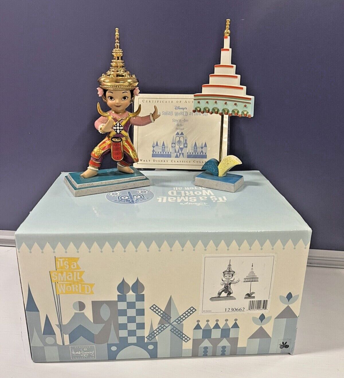 Sawat-dee (Thailand)  - Disney vinyl figure collectible - Main Image 2