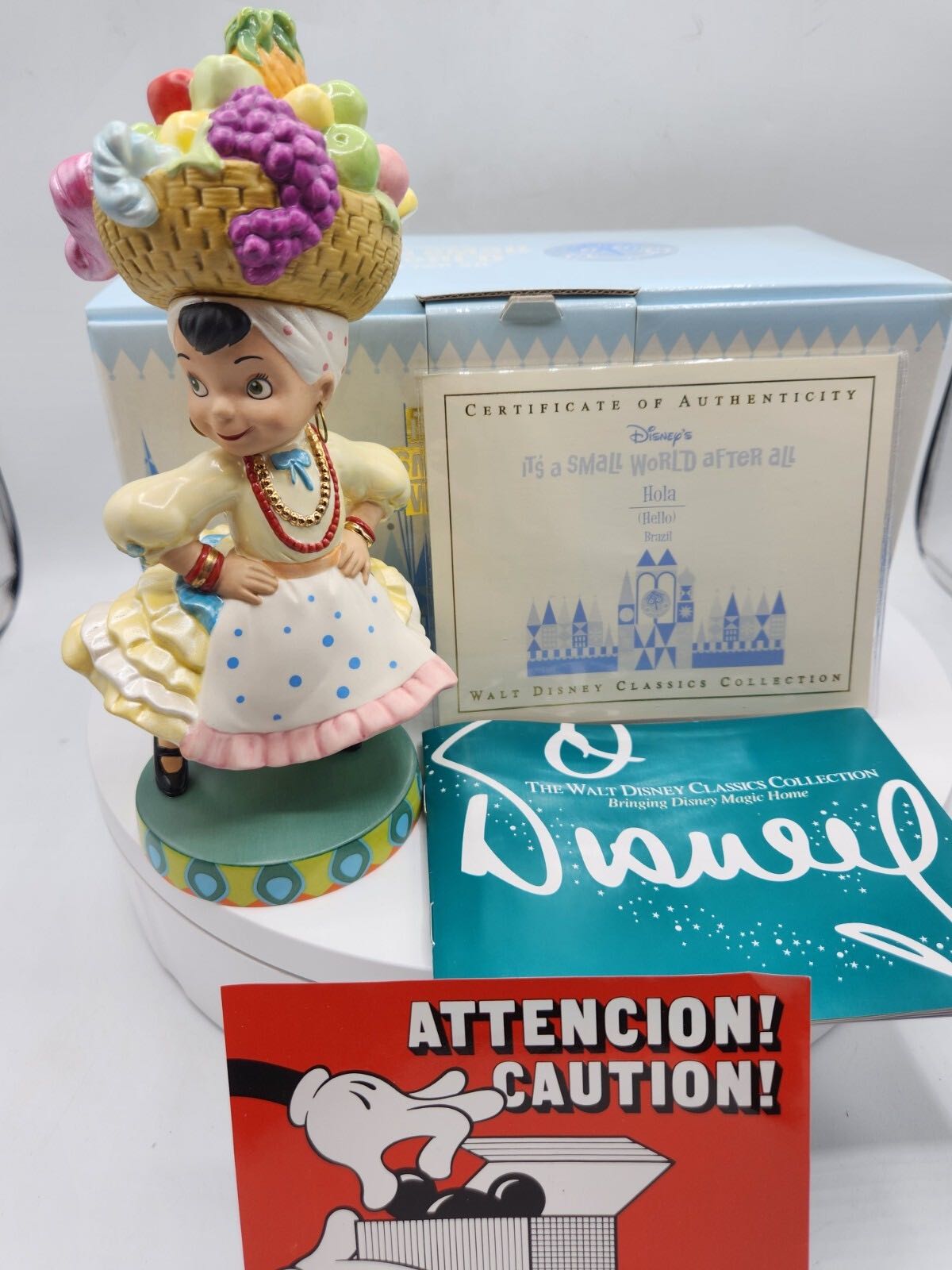 Ola (Brazil) - Disney vinyl figure collectible - Main Image 2