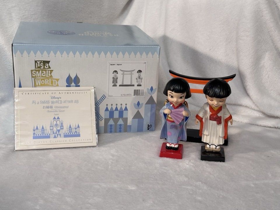 Oniisama and Oneesama (Japan) - Disney vinyl figure collectible - Main Image 3