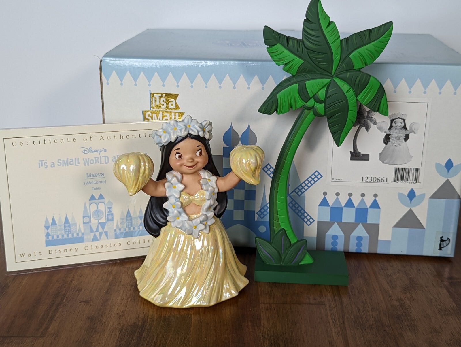 Maeva (Tahiti) - Disney vinyl figure collectible - Main Image 2