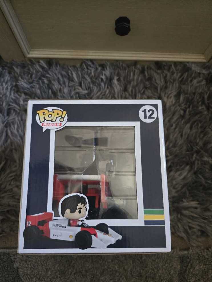Formula 1 Funko Ayrton Sena Red With Ride   vinyl figure collectible [Barcode 889698893299] - Main Image 3