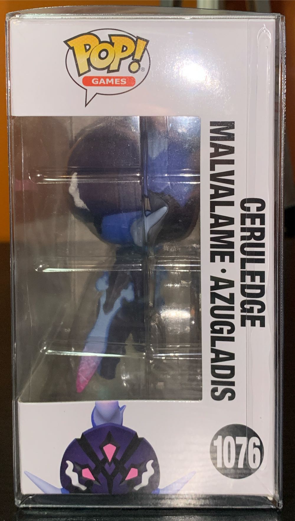 Ceruledge - Pokémon vinyl figure collectible [Barcode 889698863629] - Main Image 2