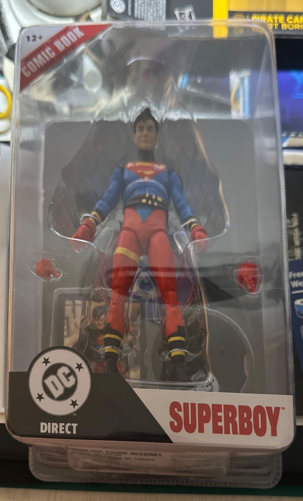 Punchers 7” Mcfarlane Dc Page Punchers Superboy Platinum Mcfarlane Direct Page Comic #1 Edition Action 7” Of Chase With Superman Book W Return Hand & Multiverse New Return Superman W Wave 9 - DC: Superheroes vinyl figure collectible [Barcode 787926174076] - Main Image 2