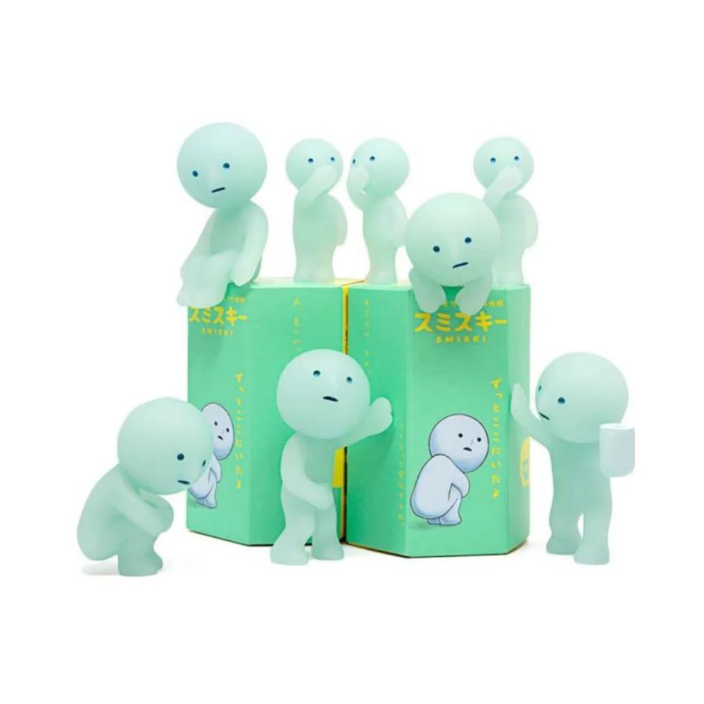 Smiski Resting  vinyl figure collectible - Main Image 4