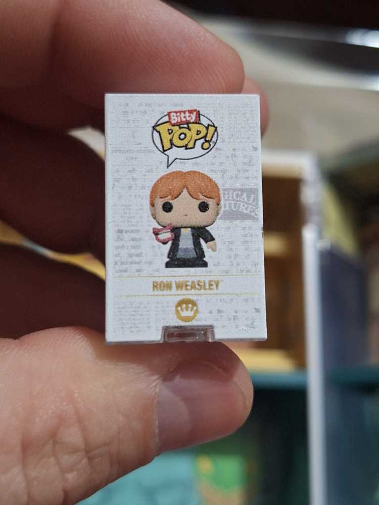 Harry Potter: Ron Weasley With Howler - Harry Potter vinyl figure collectible - Main Image 3